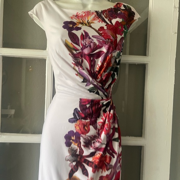 Boston Proper Dress with Floral Accents‎ - Picture 2 of 7